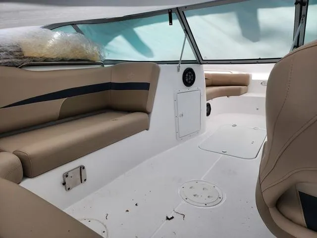 Slide: The Image of Hurricane SunDeck 187 OB 2023 - 11