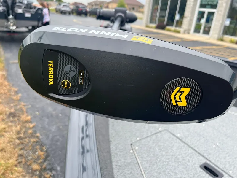 Slide: The Image of Minn Kota Terrova motor on 2025 Lund 1650 Rebel XL SS boat. - 22