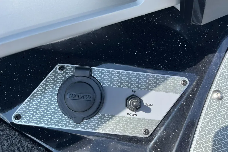 Slide: The Image of 2025 Lund 2075 Pro-V Bass XS trim control panel with Marinko cover. - 30