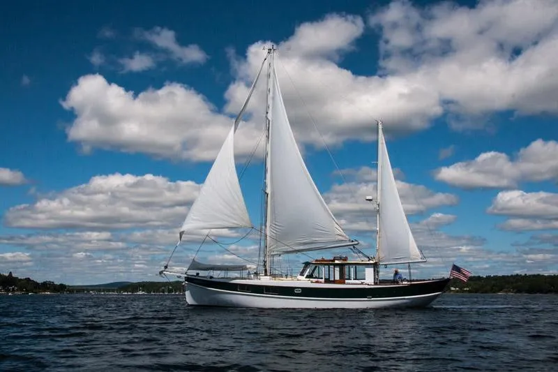 Slide: The Image of Custom Bolger PH Shoal-draft Ketch 1996 - 90