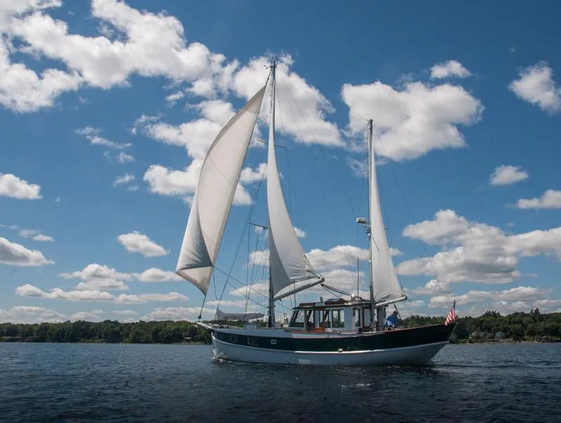 Slide: The Image of Custom Bolger PH Shoal-draft Ketch 1996 - 96