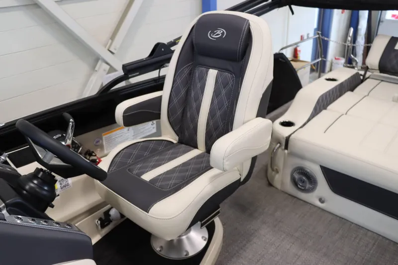 Slide: The Image of Luxury seating in 2025 Barletta Lusso 23U boat, featuring elegant design and premium materials. - 17