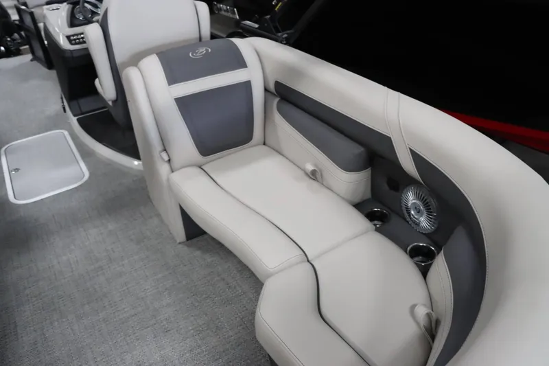 Slide: The Image of Barletta Cabrio 22QC 2025 - 11