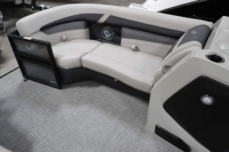 Slide: The Image of Barletta Cabrio 22QC 2025 - 15