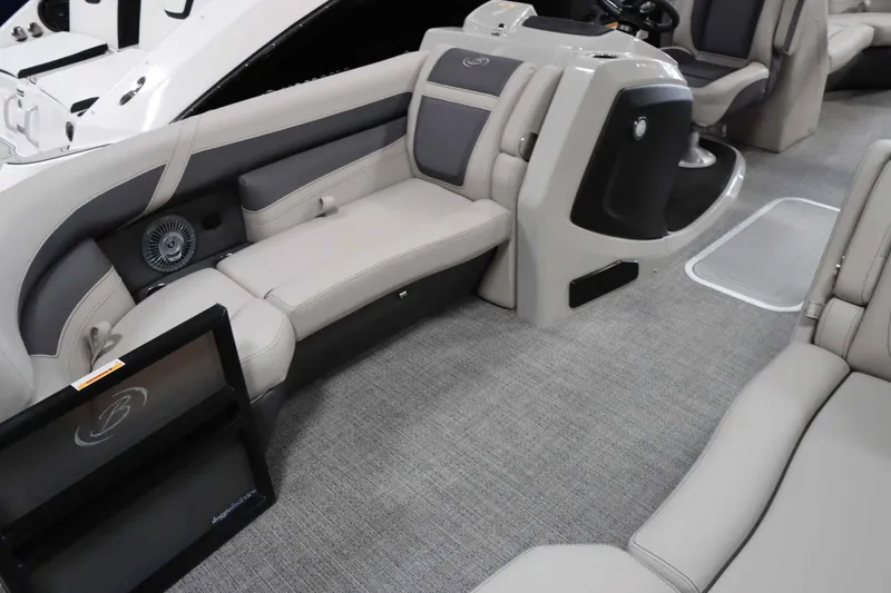 Slide: The Image of Barletta Cabrio 22QC 2025 - 18