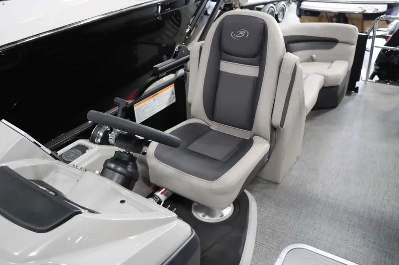 Slide: The Image of Barletta Cabrio 22QC 2025 - 24