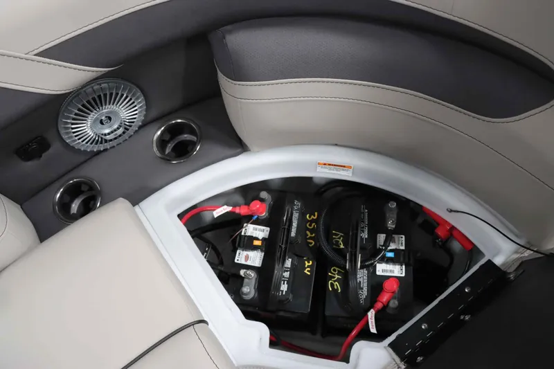 Slide: The Image of Barletta Cabrio 22QC 2025 - 29