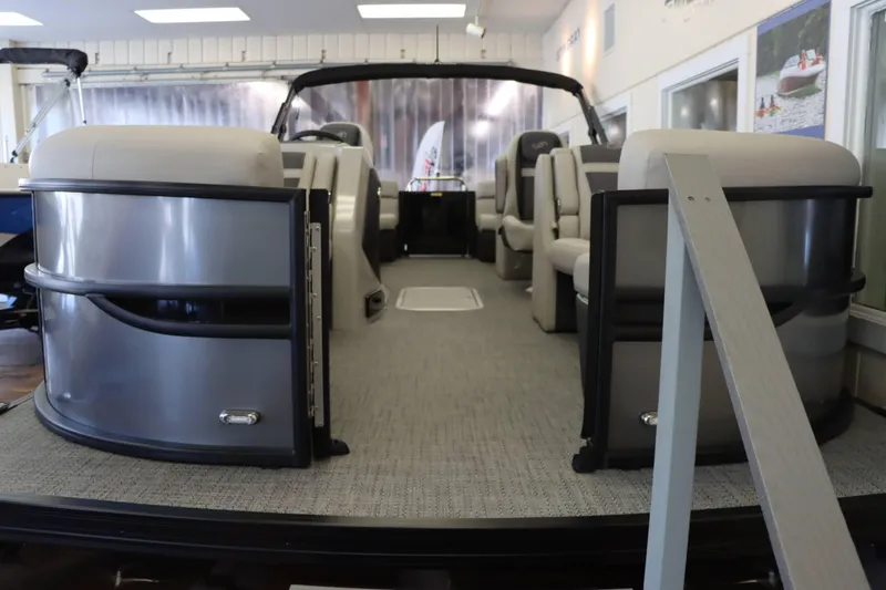 Slide: The Image of Barletta Cabrio 22QC 2025 - 3