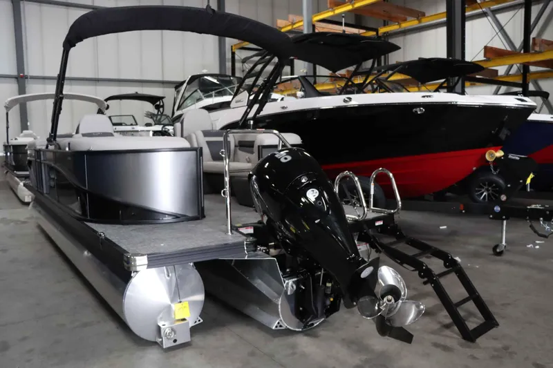 Slide: The Image of Barletta Cabrio 22QC 2025 - 6