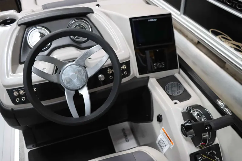 Slide: The Image of Barletta CABRIO 20QC 2025 - 19