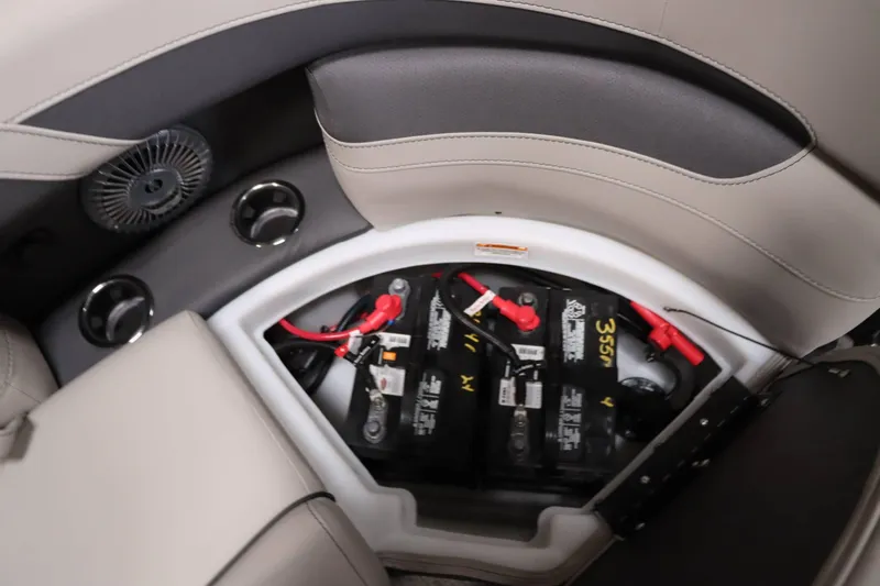 Slide: The Image of Barletta CABRIO 20QC 2025 - 23