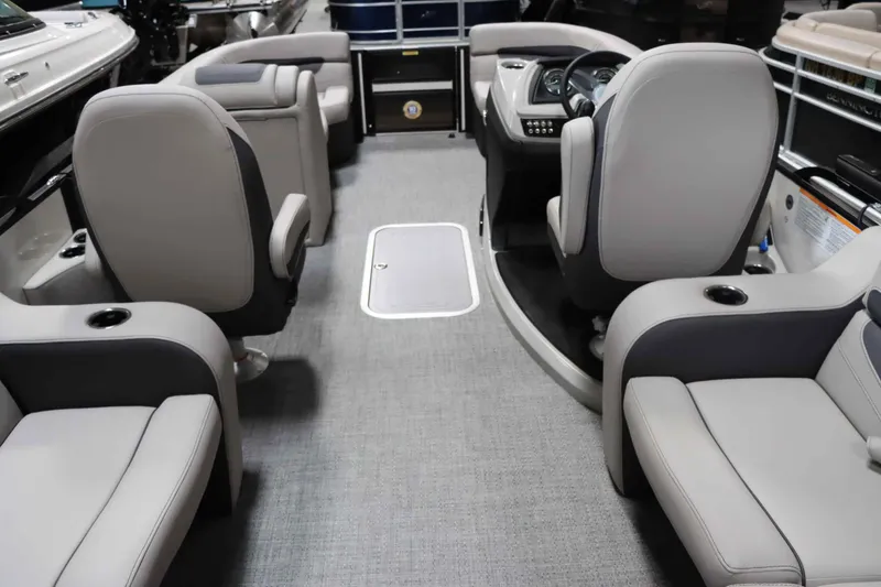 Slide: The Image of Barletta CABRIO 20QC 2025 - 26