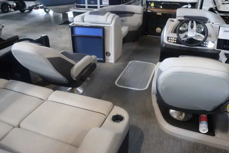 Slide: The Image of Barletta Cabrio 20UC 2025 - 10