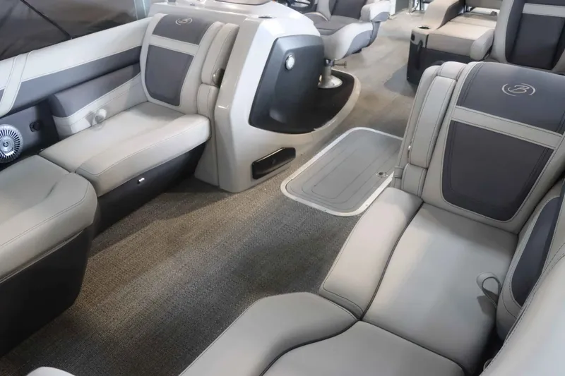 Slide: The Image of Barletta Cabrio 20UC 2025 - 20