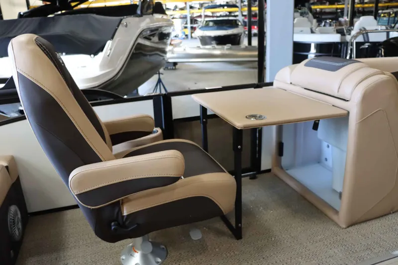 Slide: The Image of Barletta Cabrio 20UC 2025 - 17