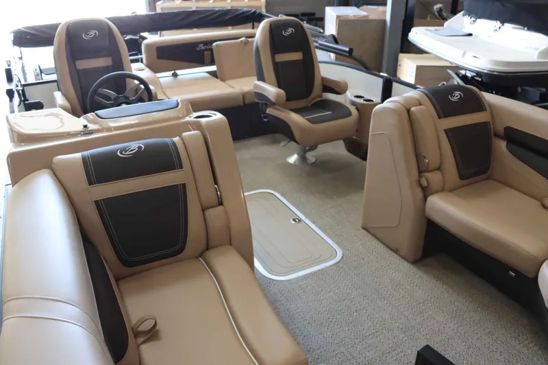 Slide: The Image of Barletta Cabrio 20UC 2025 - 23