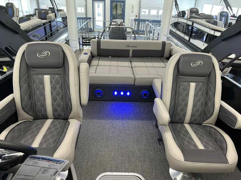 Slide: The Image of Barletta LEGGERA R26UCA 2025 - 12