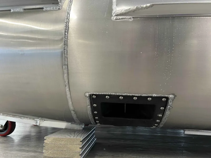 Slide: The Image of Barletta LEGGERA R26UCA 2025 - 24