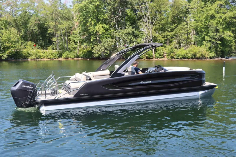 Slide: The Image of Barletta LEGGERA R26UCA 2025 - 3