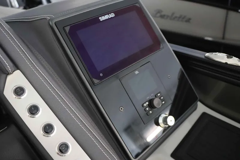 Slide: The Image of Barletta Lusso 23M 2025 - 15