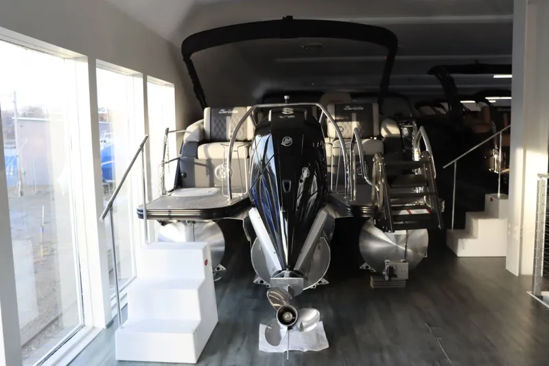 Slide: The Image of Barletta Lusso 23M 2025 - 7