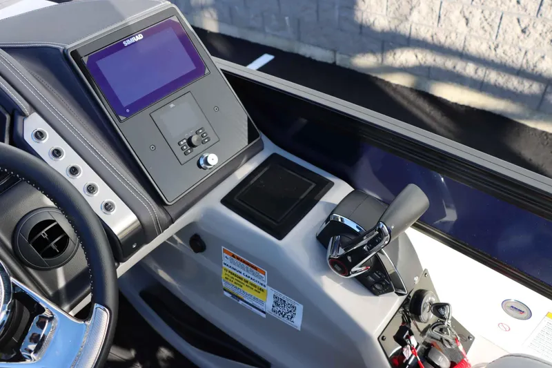 Slide: The Image of Barletta Lusso 25UCA 2025 - 16