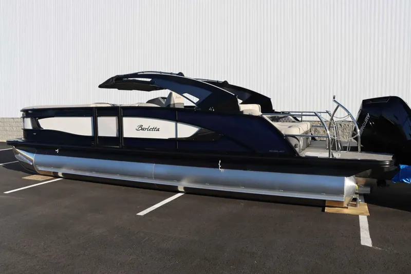 Slide: The Image of Barletta Lusso 25UCA 2025 - 4