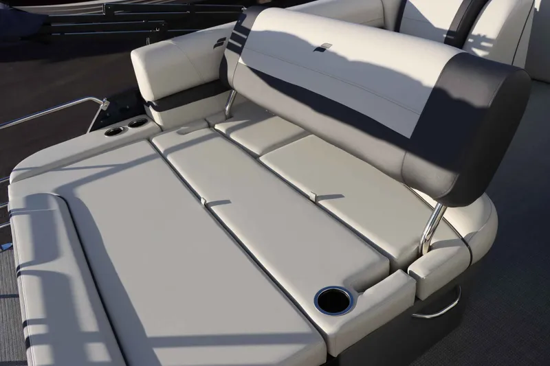 Slide: The Image of Starcraft EXS 3 Q 2025 - 17