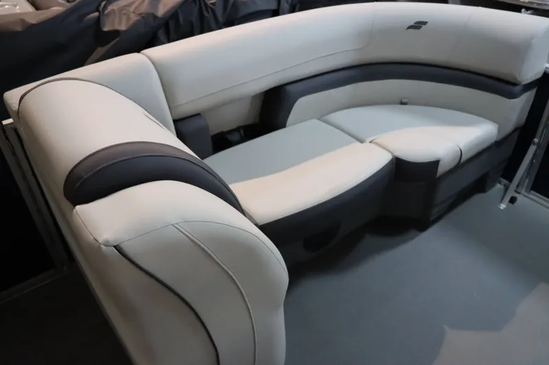 Slide: The Image of Starcraft EX 22R 2025 - 16