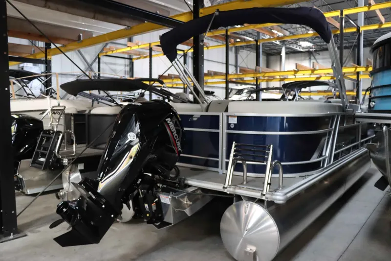 Slide: The Image of Starcraft EX 22R 2025 - 4