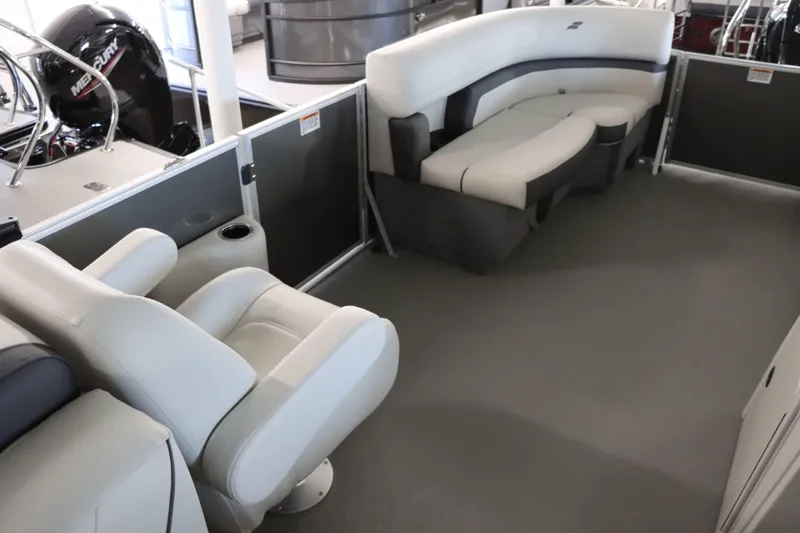 Slide: The Image of Starcraft EX 20R 2025 - 10