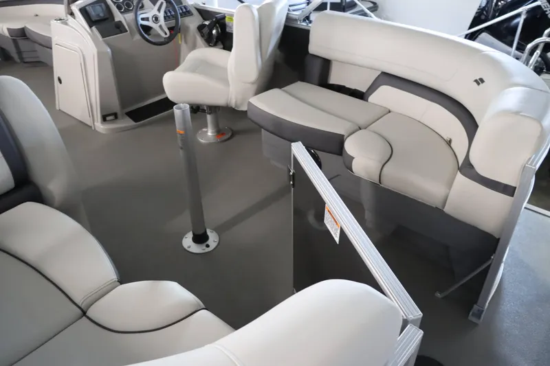 Slide: The Image of Starcraft EX 20R 2025 - 7