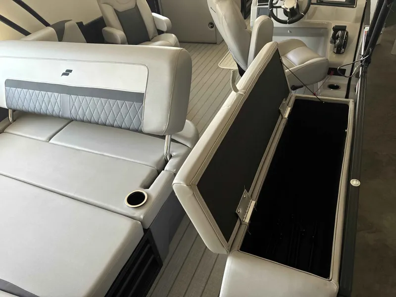 Slide: The Image of Starcraft SLS 3Q DH 2025 - 6