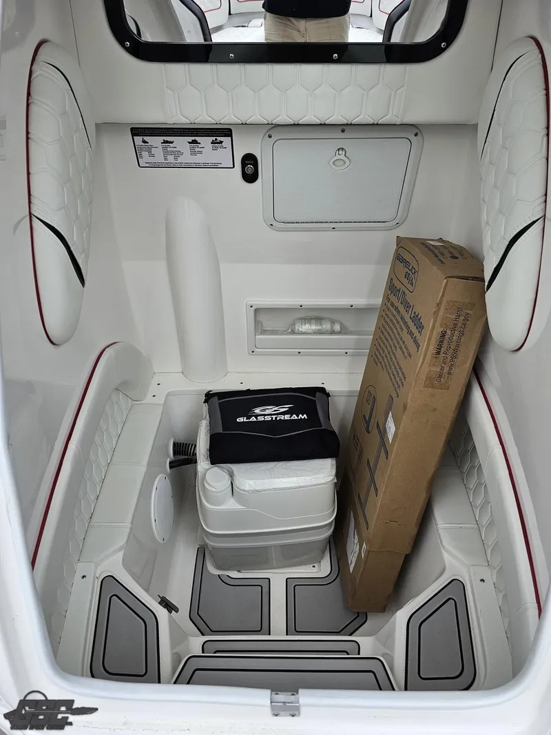 Slide: The Image of Glasstream 280 Pro GSX 2024 - 102