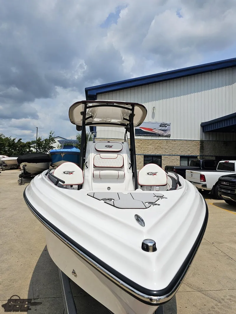 Slide: The Image of 2024 Glasstream 280 Pro GSX boat at a marina, front view. - 24