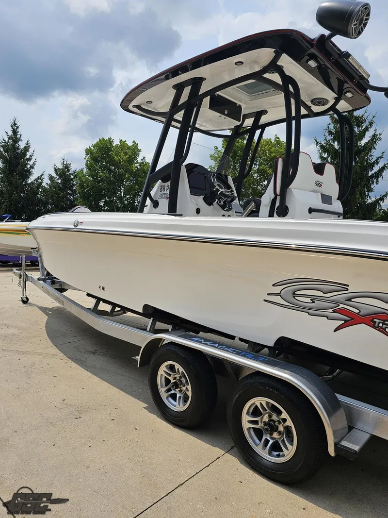 Slide: The Image of 2024 Glasstream 280 Pro GSX boat on a trailer, side view. - 37