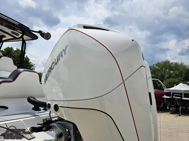 Slide: The Image of 2024 Glasstream 280 Pro GSX with Mercury outboard engine. - 41