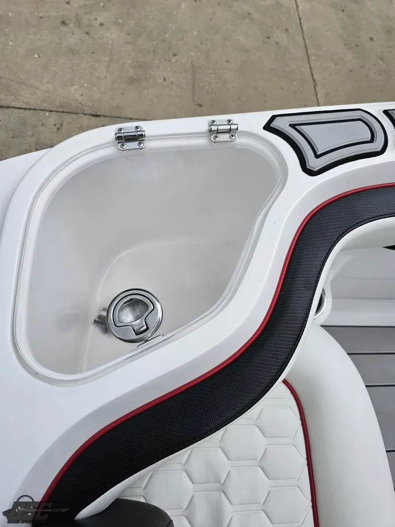 Slide: The Image of Glasstream 280 Pro GSX 2024 - 57