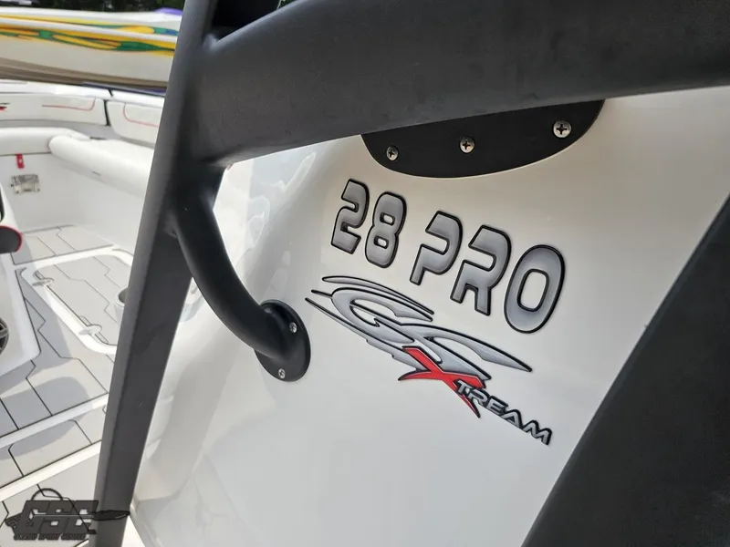 Slide: The Image of Glasstream 280 Pro GSX 2024 - 83