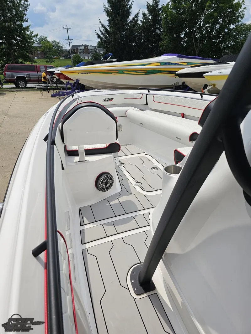 Slide: The Image of Glasstream 280 Pro GSX 2024 - 84