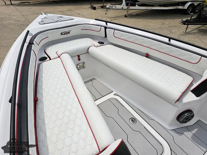 Slide: The Image of Glasstream 280 Pro GSX 2024 - 89