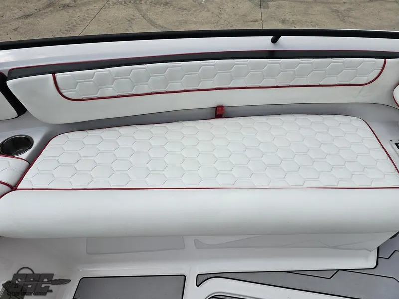 Slide: The Image of Glasstream 280 Pro GSX 2024 - 96