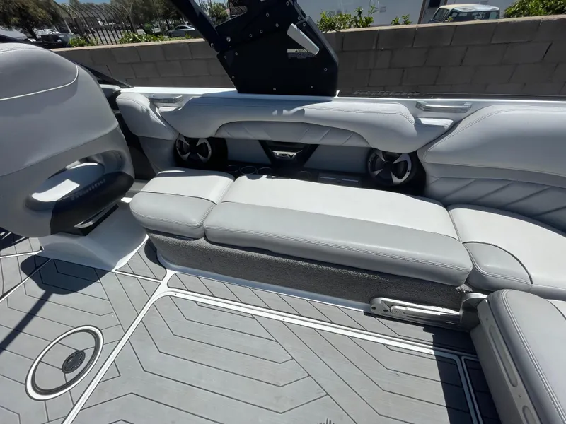 Slide: The Image of 2017 Malibu Wakesetter 25 LSV interior seating and flooring. - 10