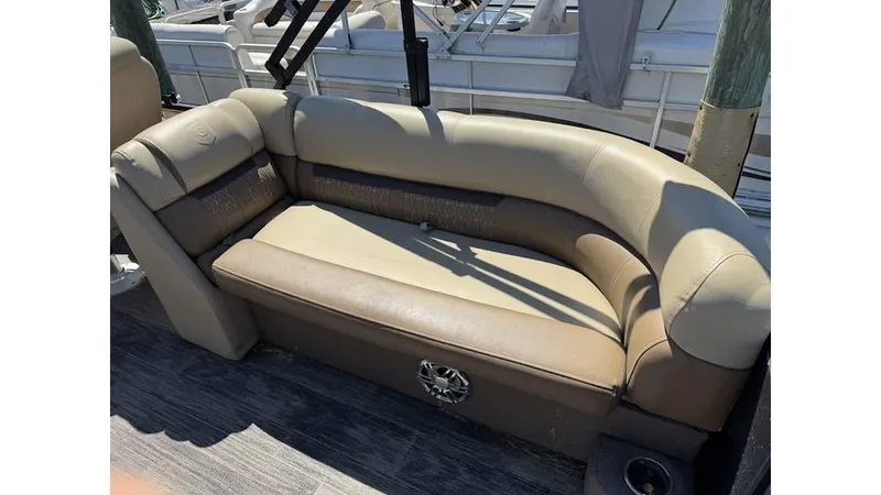 Slide: The Image of Beige seating on 2020 Godfrey SWEETWATER 2286 MT pontoon boat. - 7