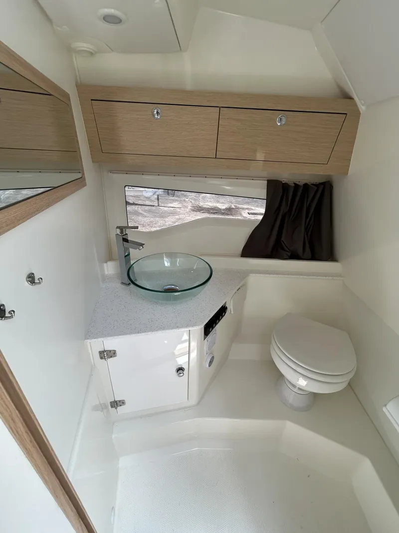 Slide: The Image of Skamander 850 Voyager 2023 boat seating with built-in speakers - 19