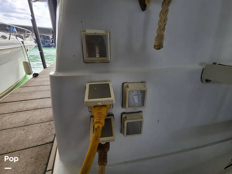 Slide: The Image of 2000 Carver 404 Cockpit MY for sale in Overton, NV - 13