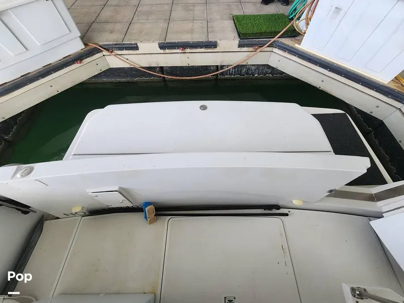 Slide: The Image of 2000 Carver 404 Cockpit MY for sale in Overton, NV - 15