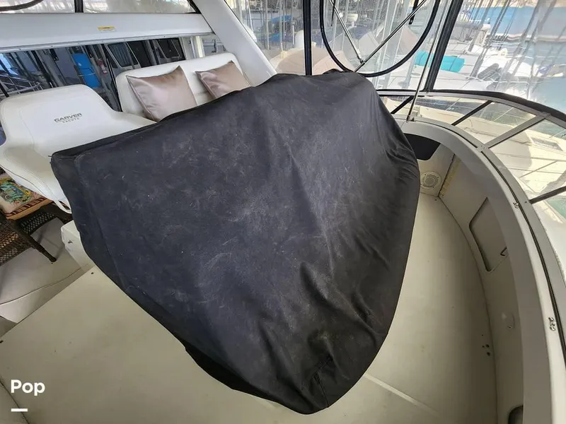 Slide: The Image of 2000 Carver 404 Cockpit MY for sale in Overton, NV - 31