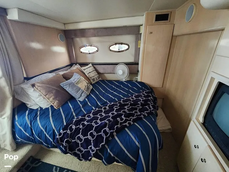 Slide: The Image of 2000 Carver 404 Cockpit MY for sale in Overton, NV - 52