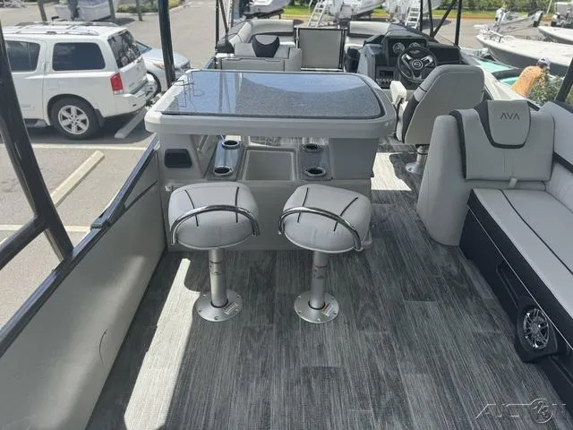 Slide: The Image of Avalon Catalina Entertainer Funship 27 FT 2025 - 53
